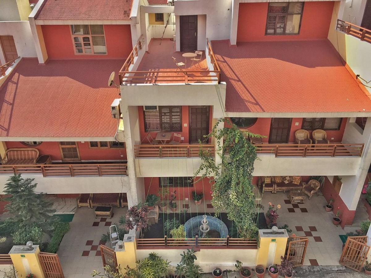 Ayurveda Bhavan Rishikesh Exterior photo